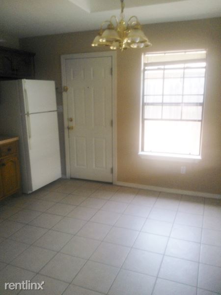 Building Photo - 1816 Aruba Dr