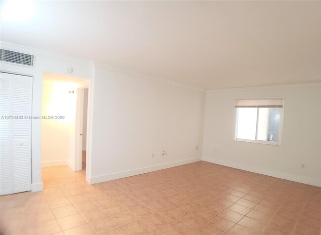 Foto del edificio - 8607 SW 68th Ct