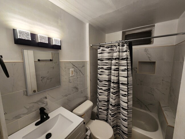 Bathroom - 3531 Pacific Ave