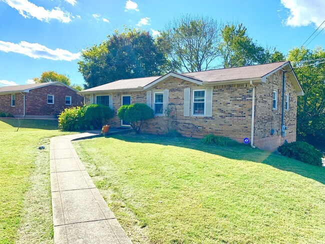 Building Photo - 2707 Dove Ct