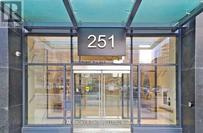 Photo du bâtiment - 251-4251 Jarvis St