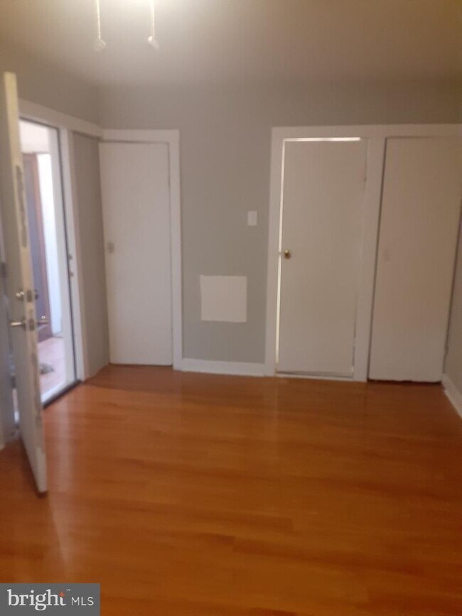 Foto del edificio - 2551 S Galloway St