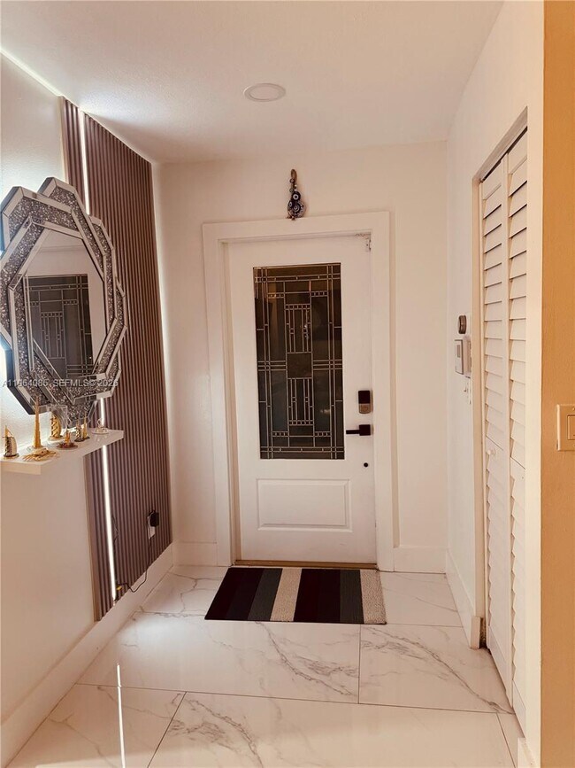 Foto del edificio - 11761 NW 12th St