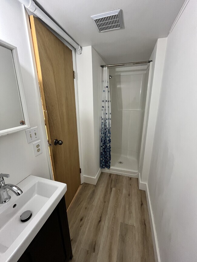 Photo du bâtiment - 417 5th Ave N