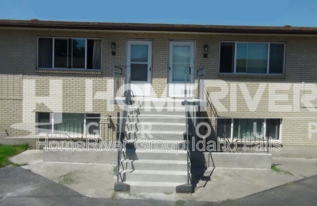 Foto del edificio - 640 Hansen Ave