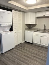 3x2 Orchid Lux w/Washer & Dryer - Country View Garden Homes