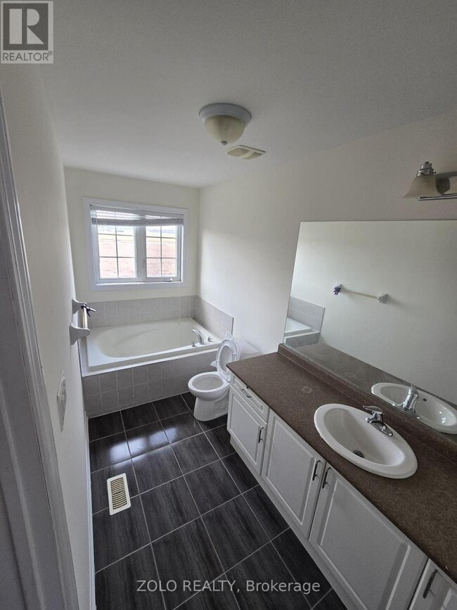 Building Photo - 12 Agava St