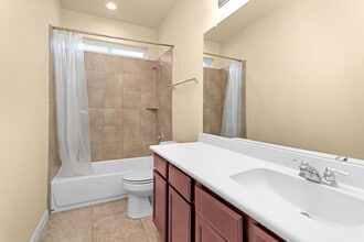 Building Photo - 24734 Colonial Maple Dr
