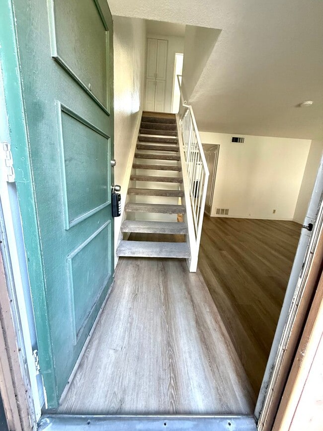 Building Photo - **Coming Soon** Upgraded Lake Forest Condo...