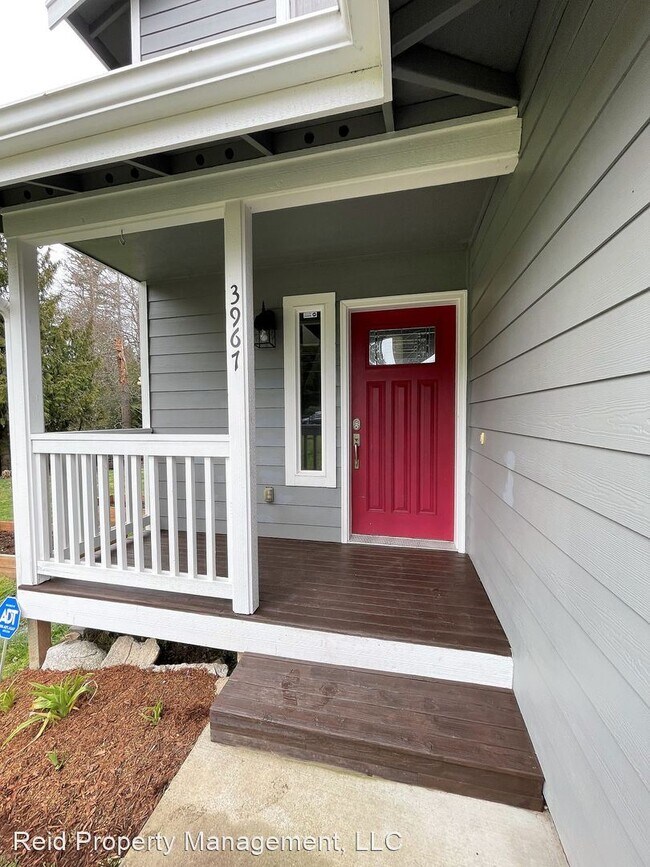 Building Photo - 3 br, 2.5 bath House - 3967 SE Lovell Street
