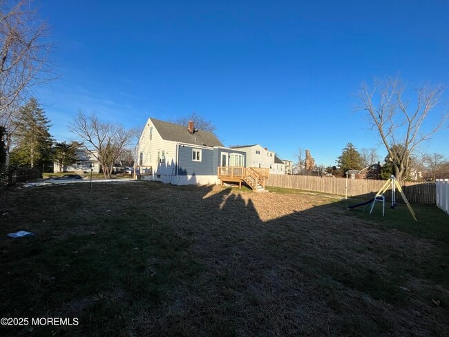 Building Photo - 324 Fairfield Ave