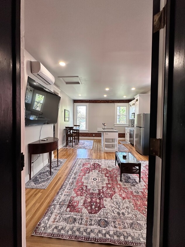 Photo - 1234 S 1st St (Louisville, KY)