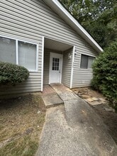 Building Photo - 8566 Creekwood Way