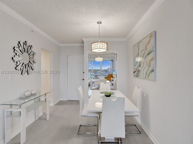 Foto del edificio - 2501 S Ocean Dr