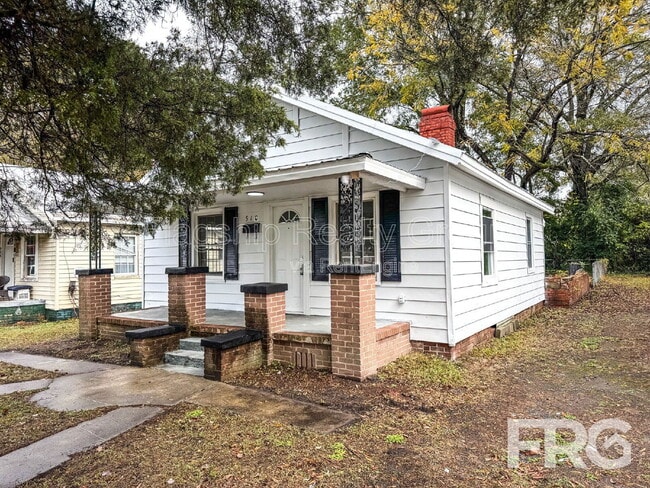 Building Photo - 510 Beale St