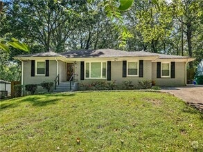 Building Photo - 1735 Old Hickory St