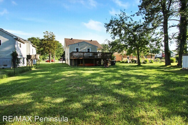 Foto del edificio - 3 br, 2 bath House - 74 Church St