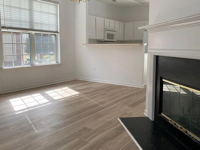 Foto del edificio - 1509 Cove Creek Cir