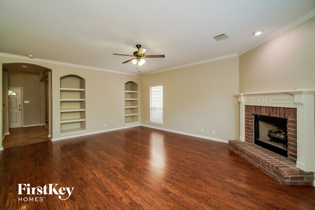 Building Photo - 502 Cattle Ranch Dr