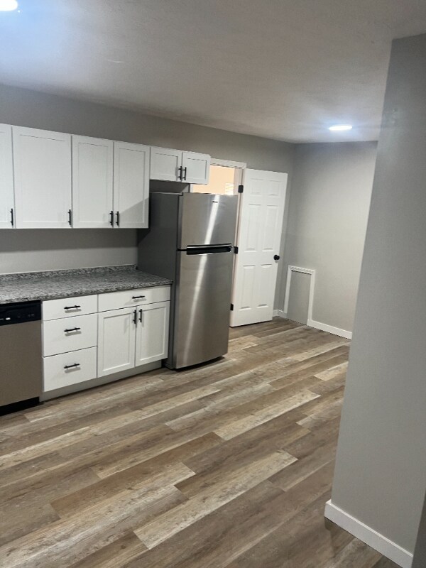 Building Photo - 4277 Wolf Rd
