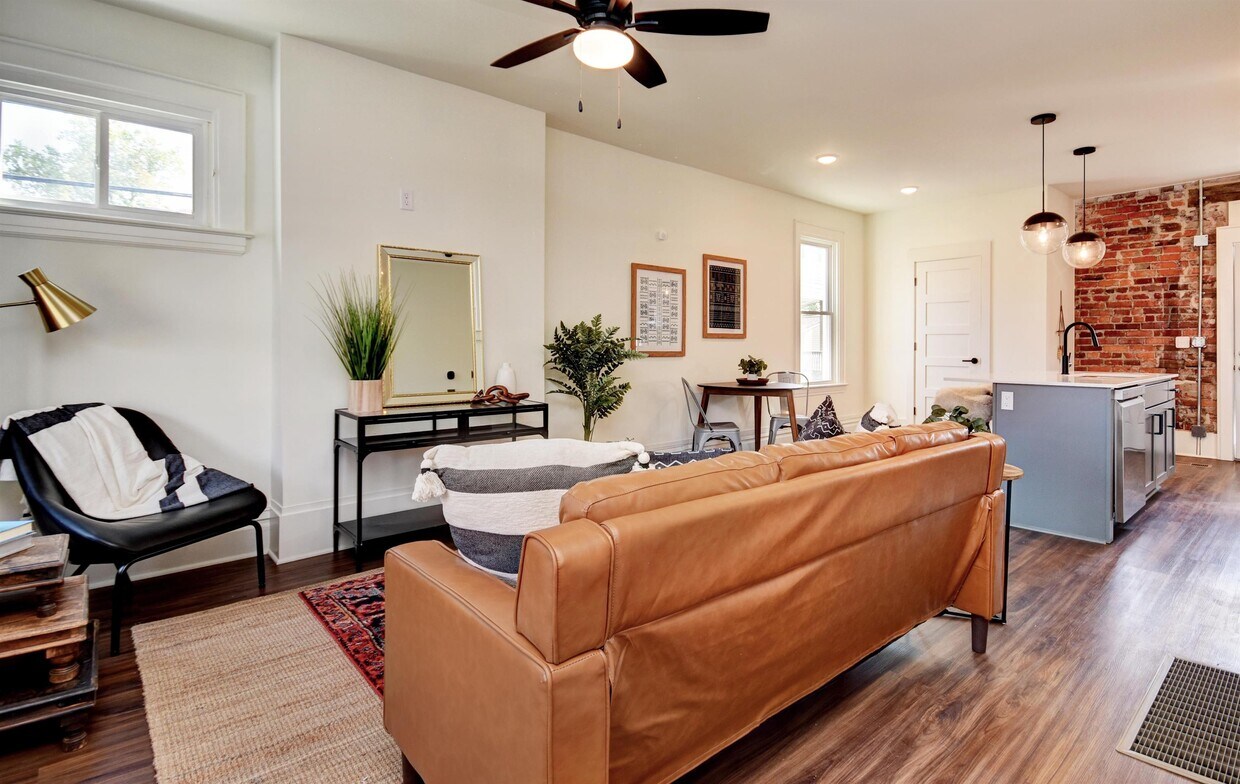 Foto principal - 1298 Parsons Ave