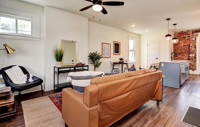 Foto del edificio - 1304 Parsons Ave