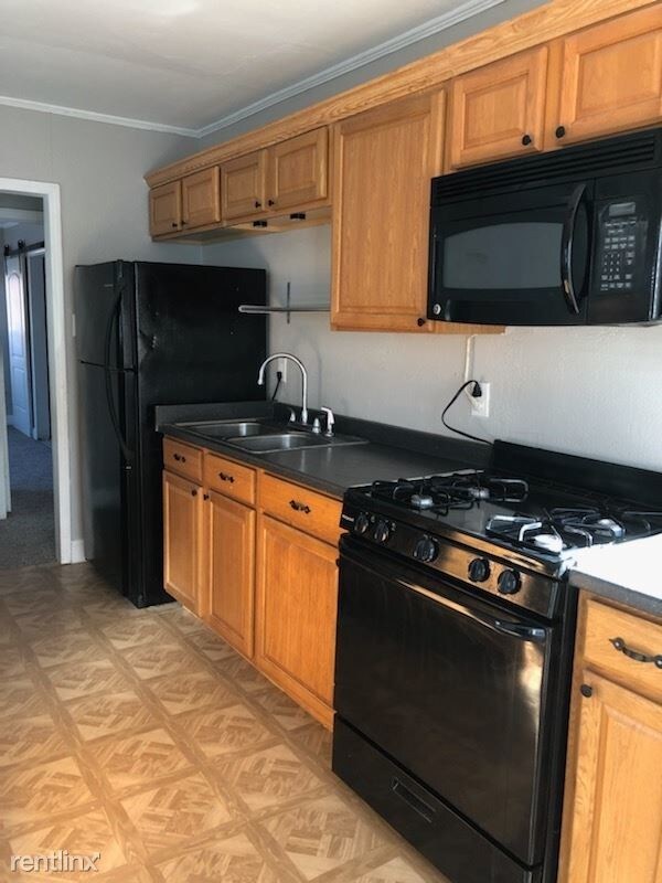 Building Photo - 3 br, 2 bath House - 3217 South 5th