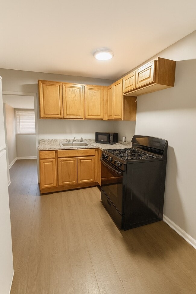 Photo - 252 E Cambria St Townhome