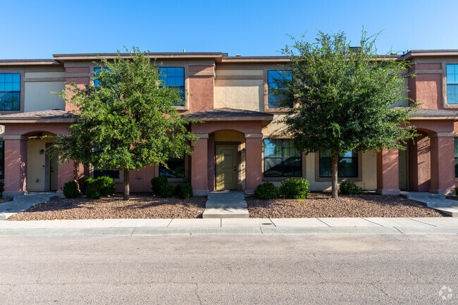 Edgerock Residential Townhomes - Edgerock Townhouses