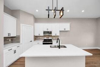 Building Photo - 7542 Charlie St