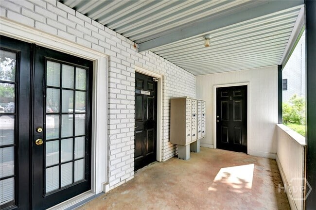 Foto del edificio - 291 S Finley St