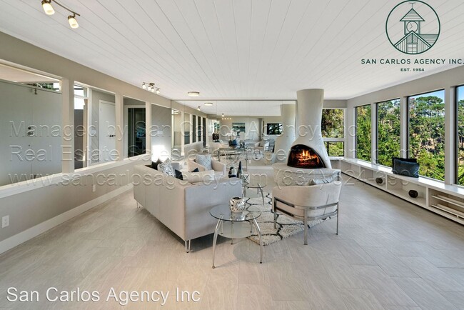 Building Photo - 5 br, 3.5 bath House - 25075 Outlook Drive
