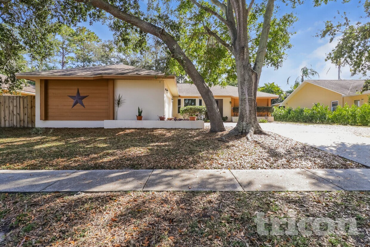 Primary Photo - 4684 Orange Grove Way