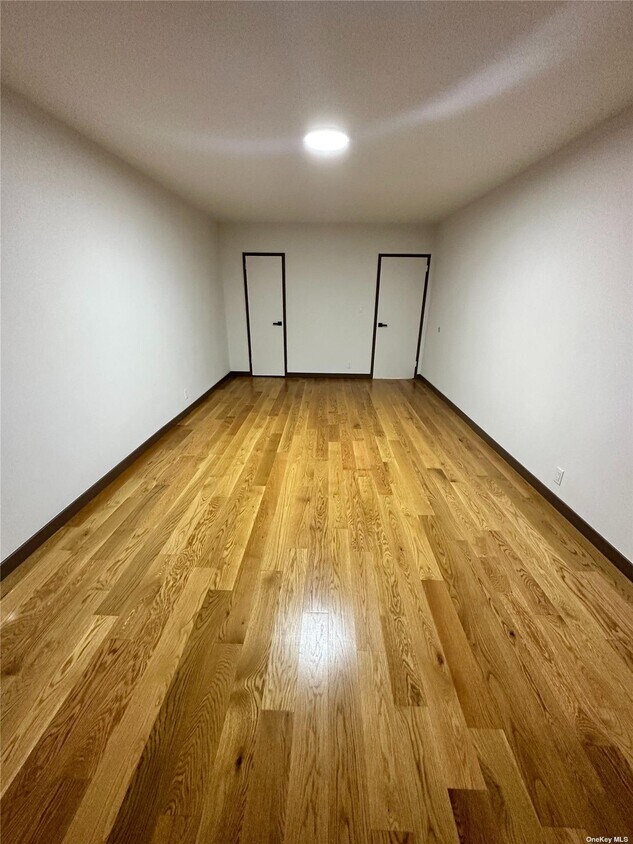 Foto principal - 1233 E 56th St