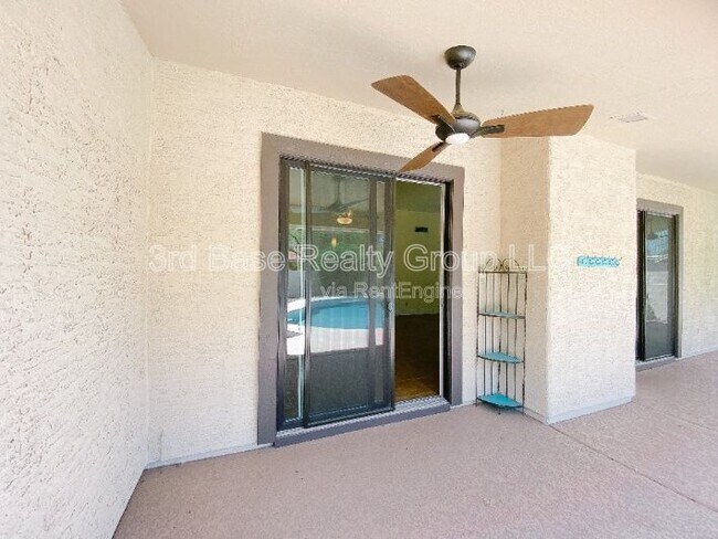 Foto del edificio - 15861 N 15th St