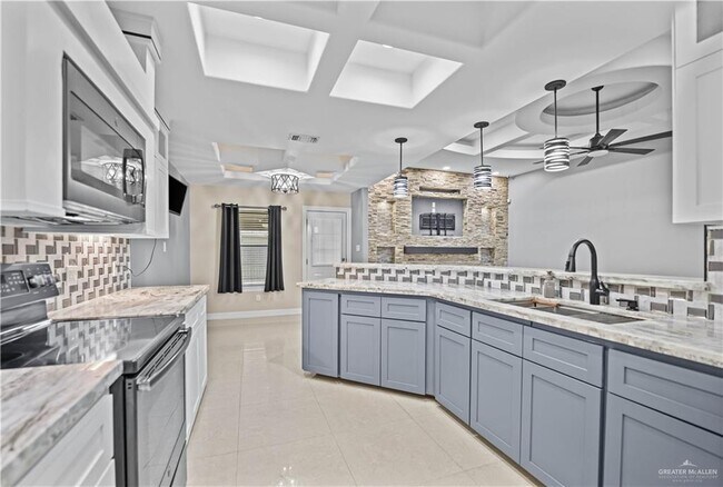 Building Photo - 5313 N 45th St