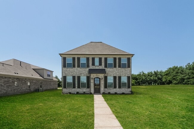 Building Photo - 405 Azalea Dr