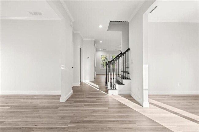 Foto del edificio - 2895 Jones Mill Rd