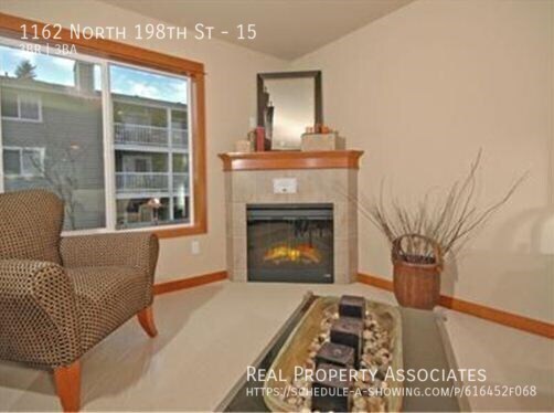 Foto del edificio - 1162 N 198th St