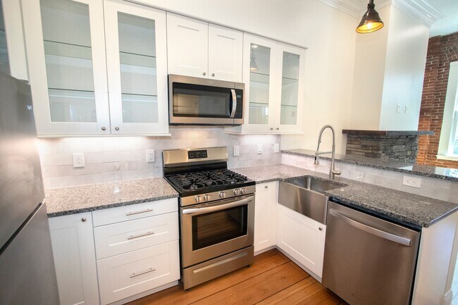 Foto del edificio - 440 Central Ave