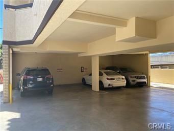 Foto del edificio - 1022 Irving Ave