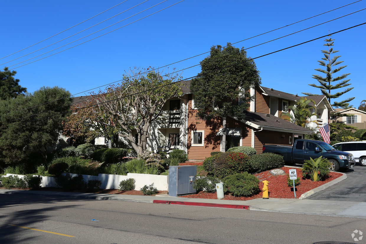 Encinitas Senior Apartments