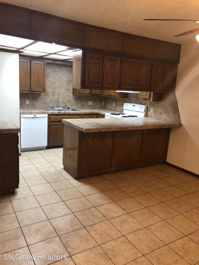 Building Photo - 3 br, 2 bath House - 12510 Abbotts Way