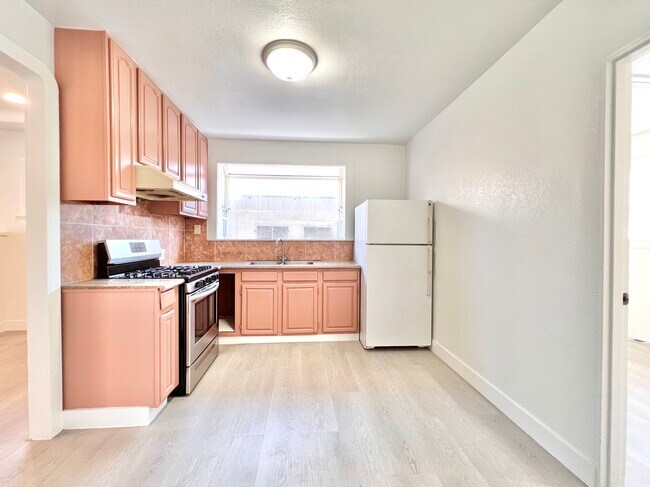 Foto del edificio - 4107 Redding St