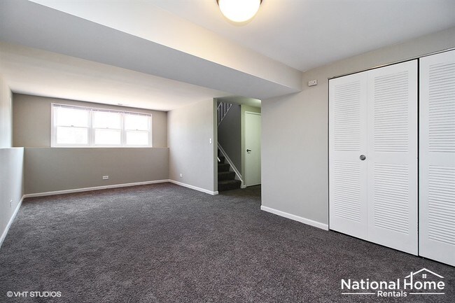 Building Photo - 17720 Devon Dr