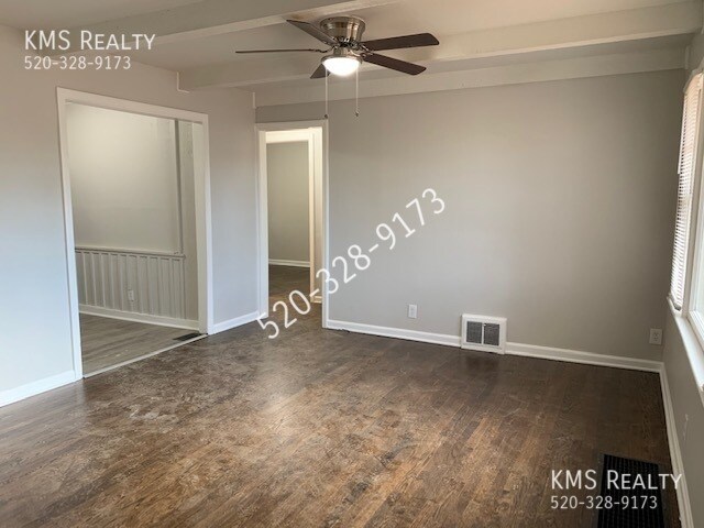 Foto del edificio - 3211 S Vermont Ave