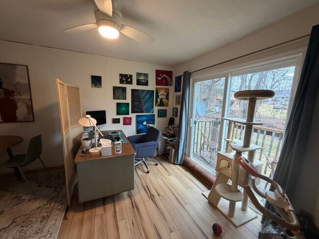 Foto del edificio - 2BR/2BA Apartments Near Downtown Blacksburg & Virginia Tech