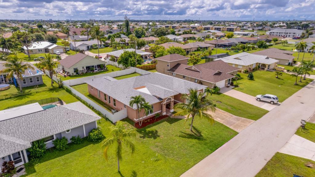 Foto principal - 4539 SW 6th Pl