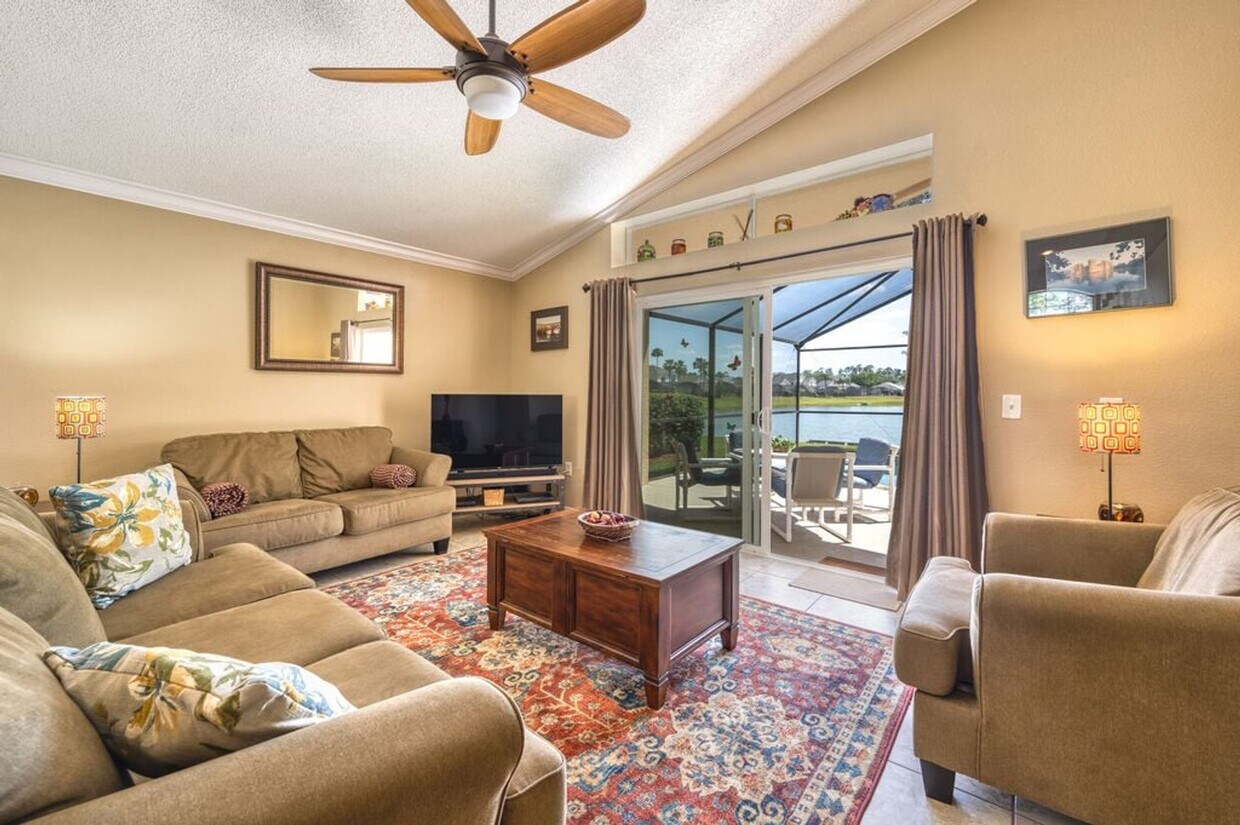 Foto principal - 1070 Lake Berkley Dr