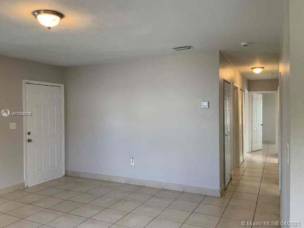 Building Photo - 15920 NW 17th Ct